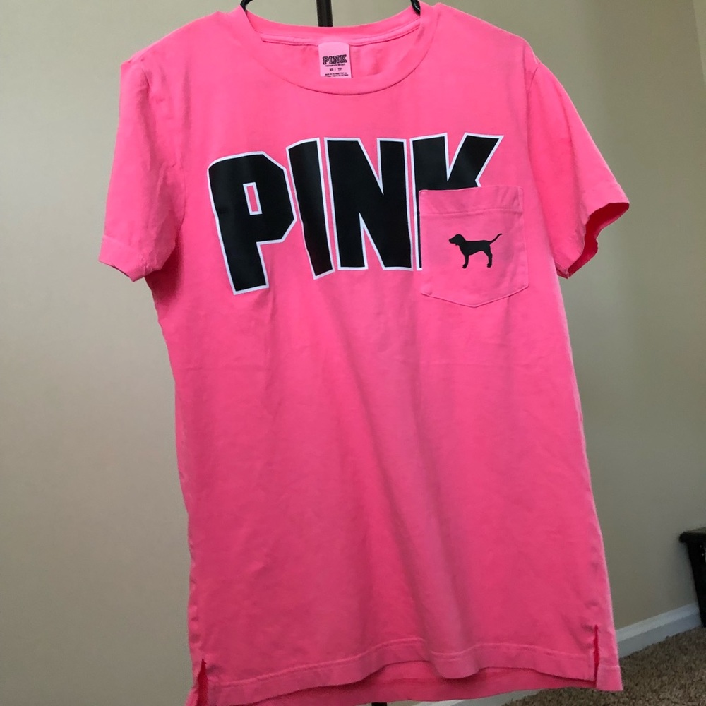VS PINK t shirt